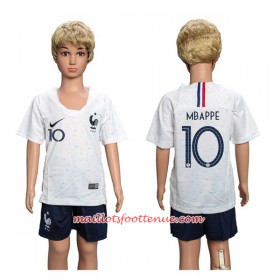 Maillot/Tenue France Mbappe 10 Enfant Exterieur Coupe du monde 2018